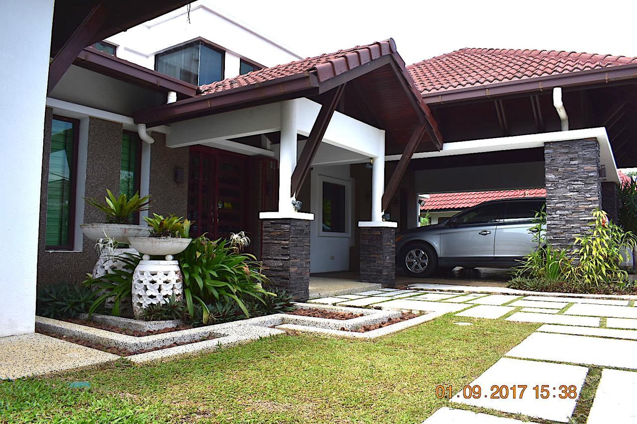 12Haven Stunning Seaside Luxury Villa Pd With Kids Pool 포트딕슨 외부 사진